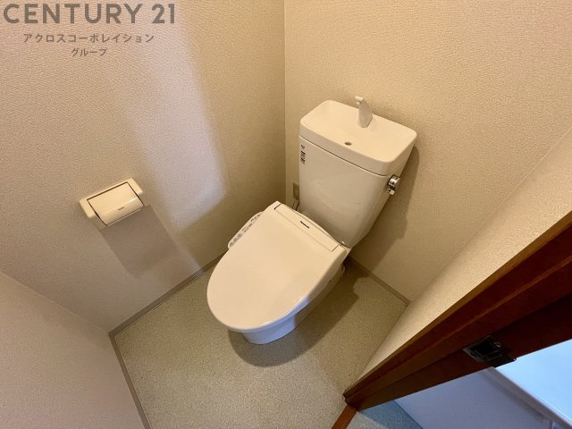 ウォシュレット付きのトイレです♪