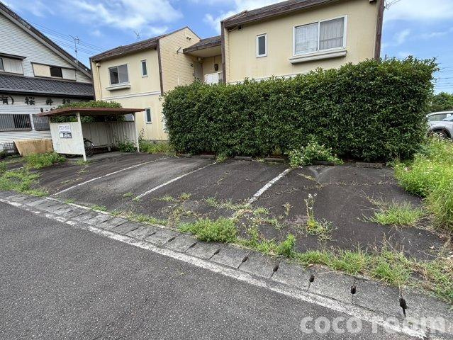 タウニィ大栄　Ａの駐車場