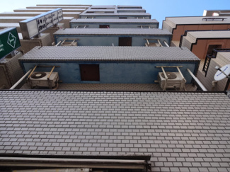 【外観】 | 倉澤ビル | 倉澤ビル　鶯谷駅から徒歩3分の好立地。入谷駅からも徒歩9分で行けます。近くにはコンビニやスーパーがあり、買い物便利です。鉄骨鉄筋コンクリート造の7階建て外観タイル張りマンション。