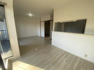 白鷹香櫨園マンションの居間
