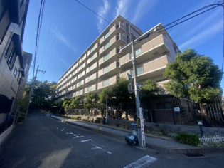 白鷹香櫨園マンションの外観