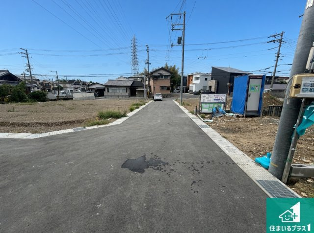 和泉市浦田町　第1期　新築一戸建ての前面道路含む現地写真|周辺は閑静な住宅街です。前面道路もしっかりと有りますので車の出し入れも安心ですよ！