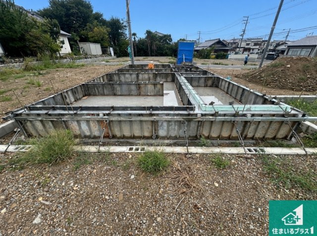和泉市浦田町　第1期　新築一戸建ての外観|周辺は落ち着いた街並みの住宅地！子育てがしやすい住環境です！まだ未完成ですが、現地でしかわからない事もございます。是非一度ご覧ください。
