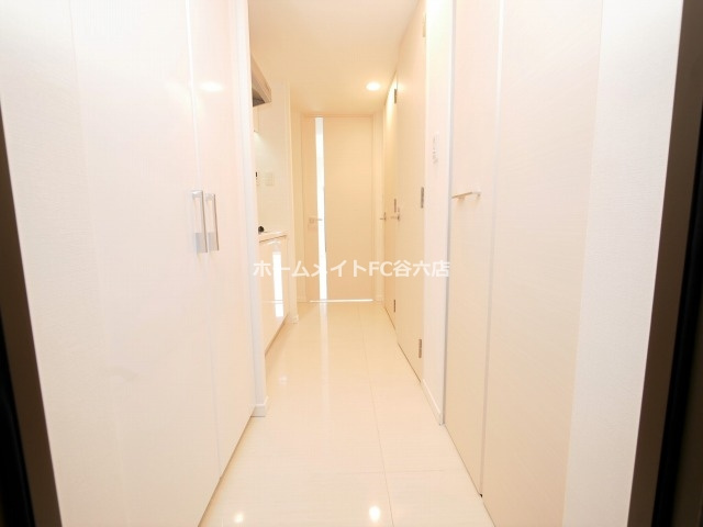 【玄関】 | S-RESIDENCE難波Briller