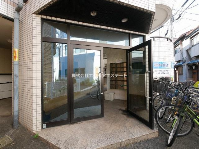 シャイン廣瀬のエントランス
