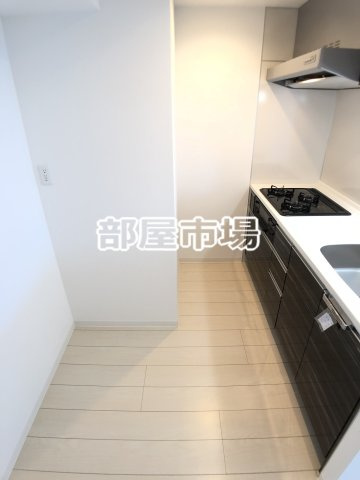 KS入谷EASTのキッチン