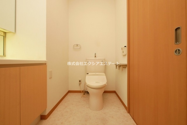 クローバー・プレミア昭和町のトイレ