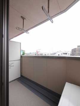 横浜市鶴見区尻手２丁目の賃貸マンションのバルコニー