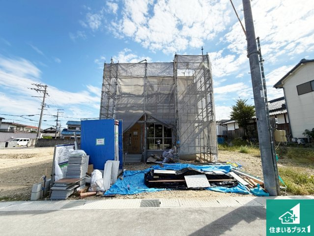 和泉市浦田町　第1期　新築一戸建ての外観|周辺は落ち着いた街並みの住宅地！子育てがしやすい住環境です！まだ未完成ですが、現地でしかわからない事もございます。是非一度ご覧ください。