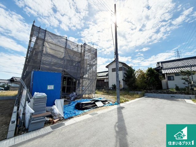和泉市浦田町　第1期　新築一戸建ての前面道路含む現地写真|周辺は閑静な住宅街です。前面道路もしっかりと有りますので車の出し入れも安心ですよ！