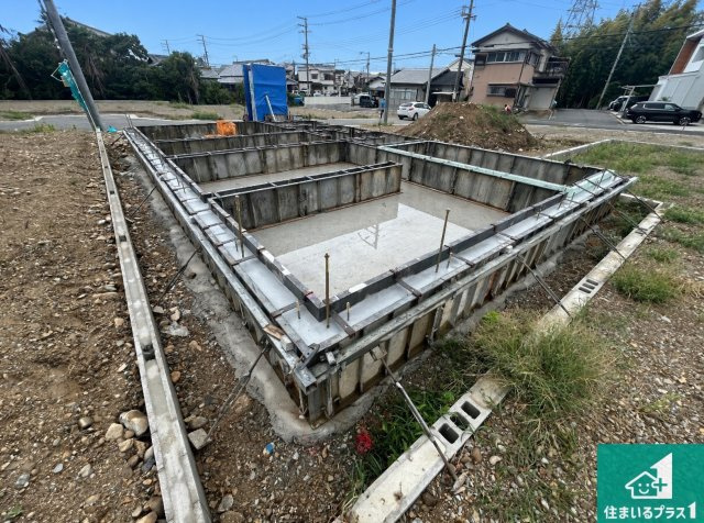 和泉市浦田町　第1期　新築一戸建ての外観|現在建築中！落ち着いた街並みで新生活を始めることが出来そう！周辺の物件も併せてご紹介させて頂きます！