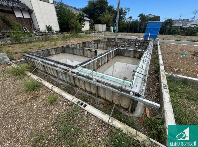和泉市浦田町　第1期　新築一戸建ての外観|周辺は落ち着いた街並みの住宅地！子育てがしやすい住環境です！まだ未完成ですが、現地でしかわからない事もございます。是非一度ご覧ください。