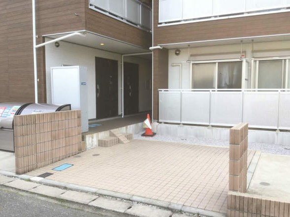 川崎市多摩区宿河原２丁目の賃貸マンションのロビー