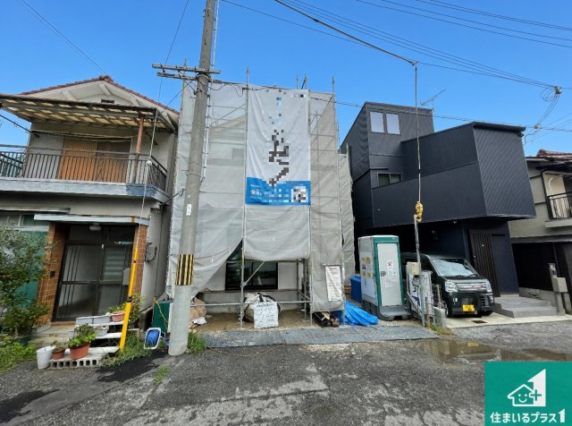 明石市西明石町　新築一戸建ての外観|現在建築中！落ち着いた街並みで新生活を始めることが出来そう！周辺の物件も併せてご紹介させて頂きます！