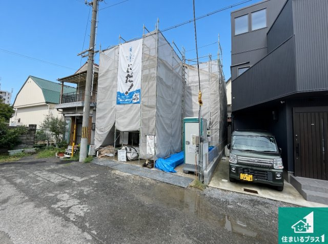 明石市西明石町　新築一戸建ての外観|現在の進捗状況です！順調に作業進行中、完成が待ち遠しいです！詳細の間取り等、お気軽にお問い合わせください！