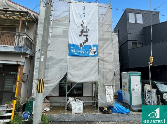 明石市西明石町　新築一戸建ての外観|周辺は落ち着いた街並みの住宅地！子育てがしやすい住環境です！まだ未完成ですが、現地でしかわからない事もございます。是非一度ご覧ください。