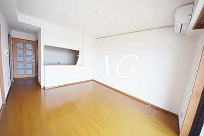 【居間・リビング】 | オークヴィレッジ調布 | 洋室のお部屋です。