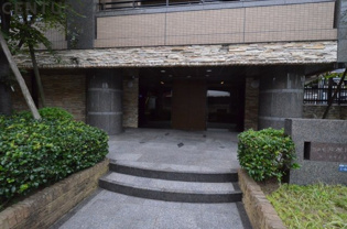 コスモ芦屋川シーサイドテラスのエントランス