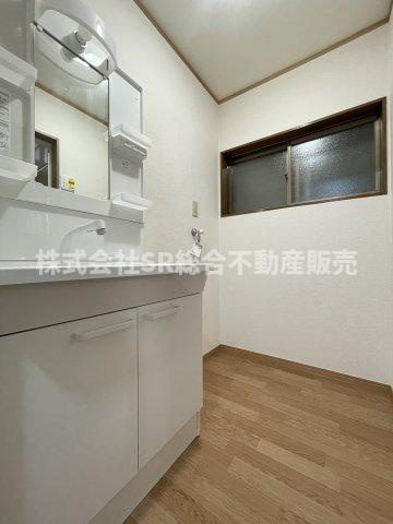 友井3丁目中古戸建の脱衣所|室内洗濯機置場もございます！