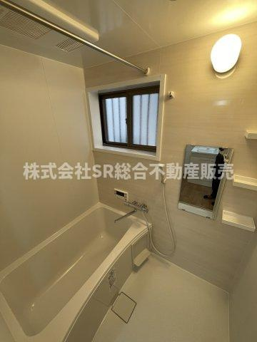 友井3丁目中古戸建の浴室|お風呂新調いたしました！足を伸ばしてゆったりくつろげる浴室です！
