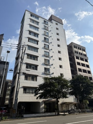 東カングランドマンション大濠パークサイドの外観