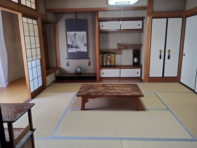 山之上5丁目庭付き戸建ての和室