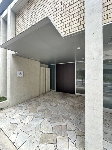 スワンズ谷町セントシティのエントランス