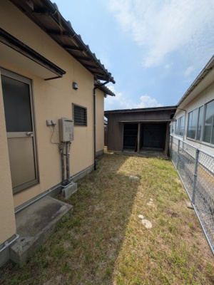 【庭】 | 斐川町出東借家