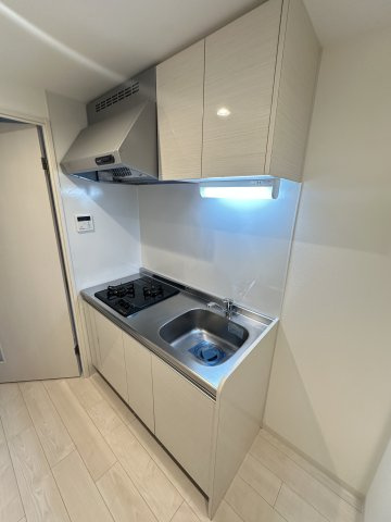 セオリー夕陽丘DOORのキッチン