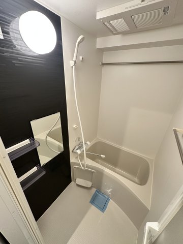 セオリー夕陽丘DOORの浴室