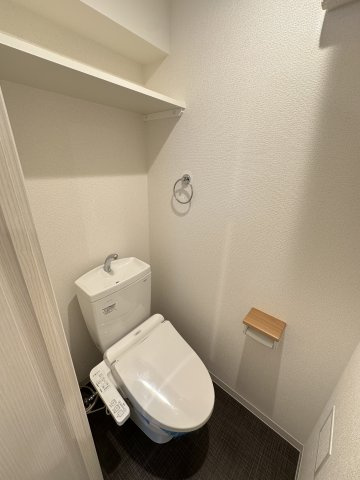 セオリー夕陽丘DOORのトイレ