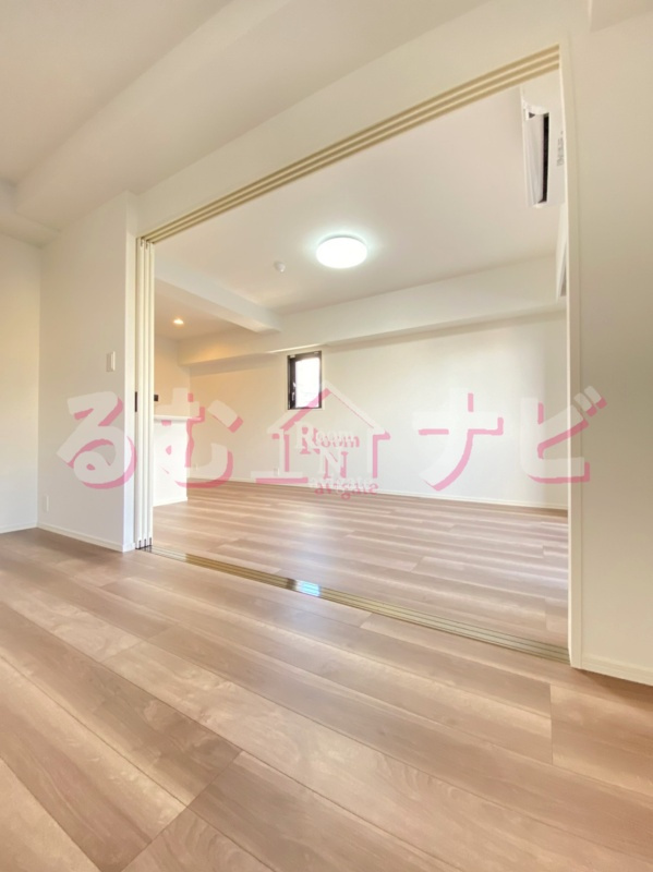 福岡市南区井尻５丁目の賃貸マンションのエントランス