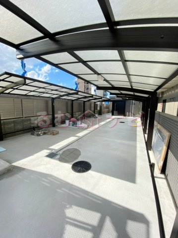 福岡市南区井尻５丁目の賃貸マンションの駐車場