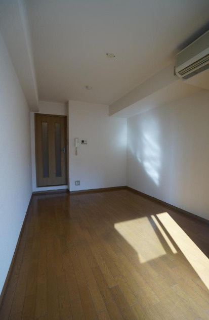 TATディナスティ西本町の寝室|落ち着いて過ごせるお部屋なので、寝室にいかがでしょうか