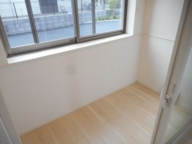 Ｂｏｎｄｓ　Ｓｈｉｐのバルコニー