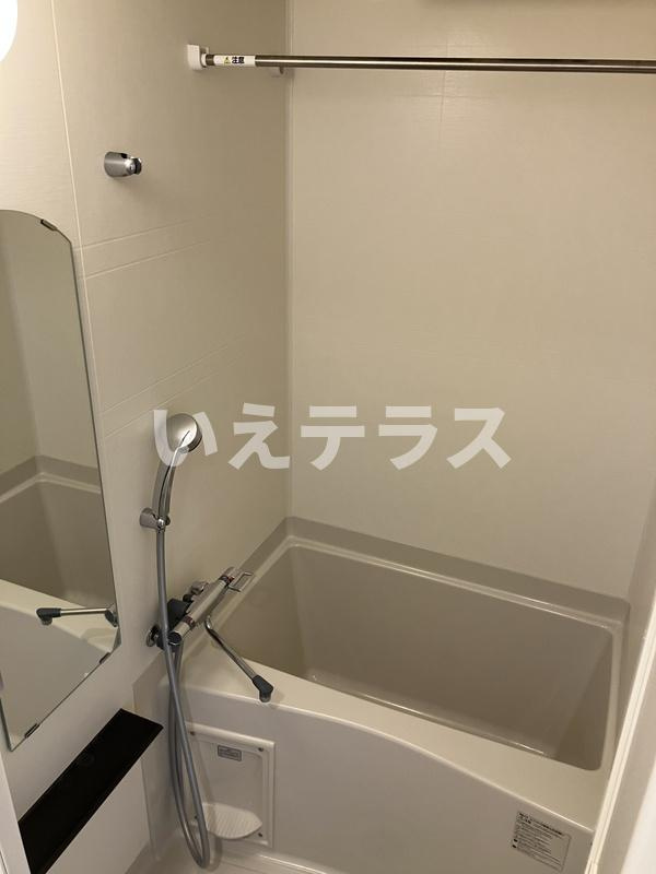 エステムコート神戸グランスタイルの浴室