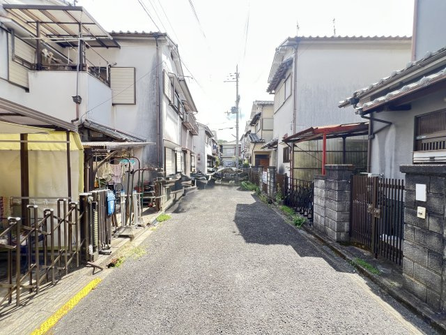 奈良県桜井市金屋の前面道路含む現地写真
