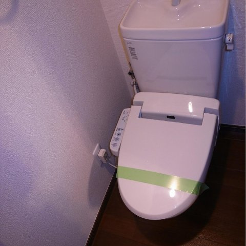新宿区上落合１丁目のアパートのトイレ