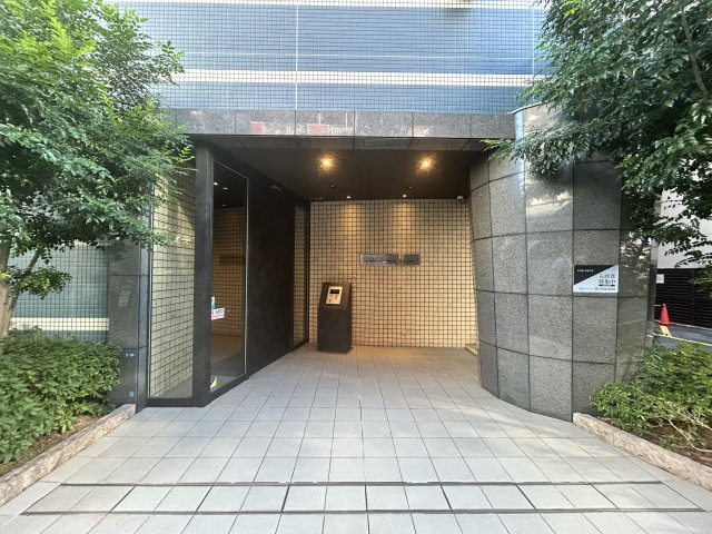 【エントランス】レジディア三宮東 