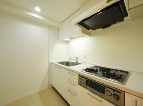 【キッチン】スペーシア三軒茶屋弐番館