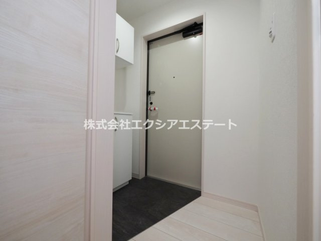 ロイヤルコートあびこの玄関