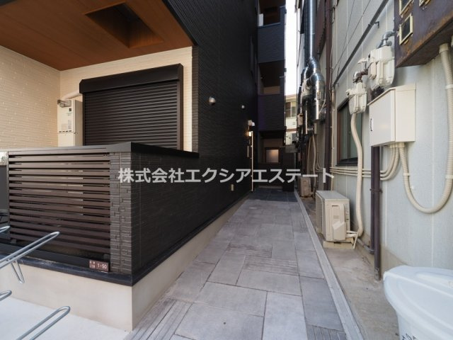ロイヤルコートあびこのエントランス