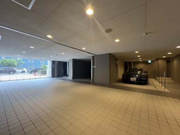 【駐車場】ワコーレ　ザ・神戸旧居留地レジデンスタワー