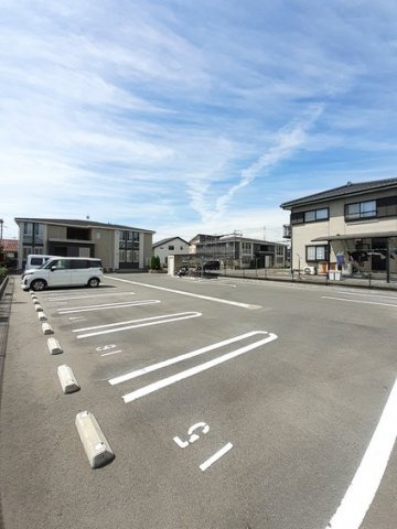 ソフィアＢの駐車場
