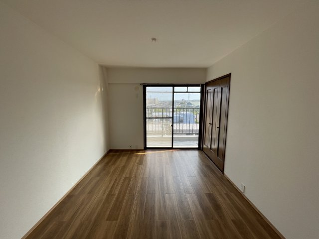 チッタ東郷の洋室