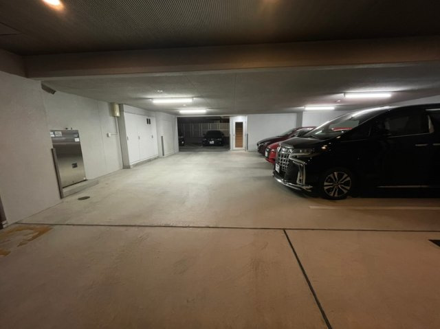 パルティール並木　名古屋市賃貸　仲介手数料無料の駐車場
