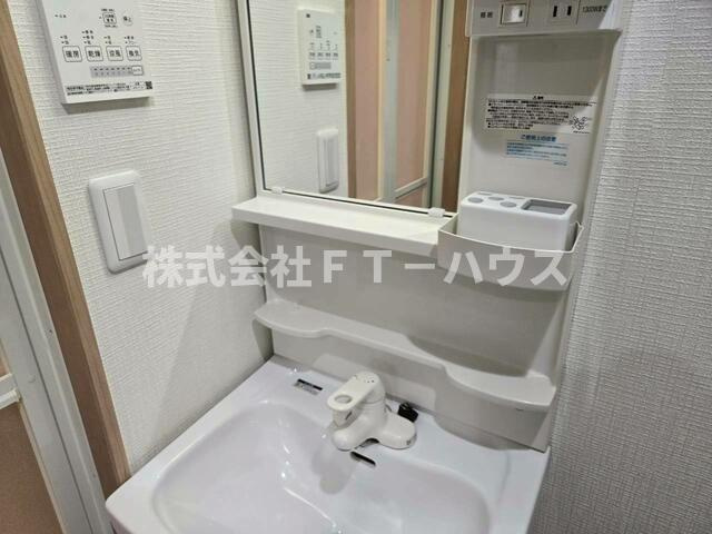 レグジー東船橋の独立洗面台
