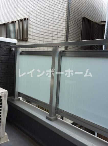 リブリ・四季のバルコニー