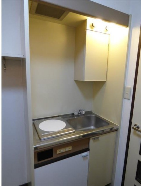 杉並区堀ノ内２丁目の賃貸マンションのキッチン