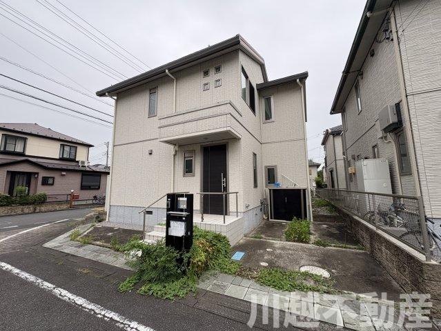 24帖の広々明るいLDKで優しい家族時間を